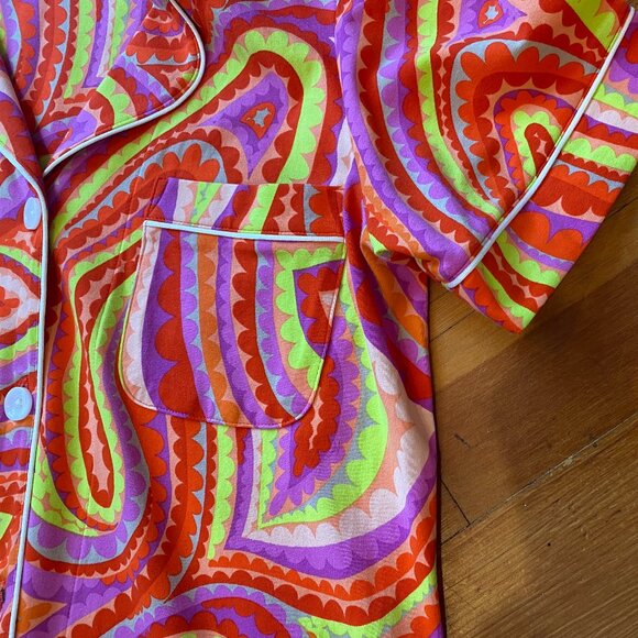Bright and colorful lightweight pajama top - Picture 6 of 8